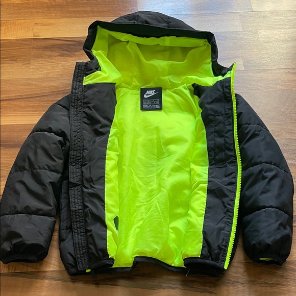 Nike Kids Jacket - Black and Neon Green - Picture 4 of 5